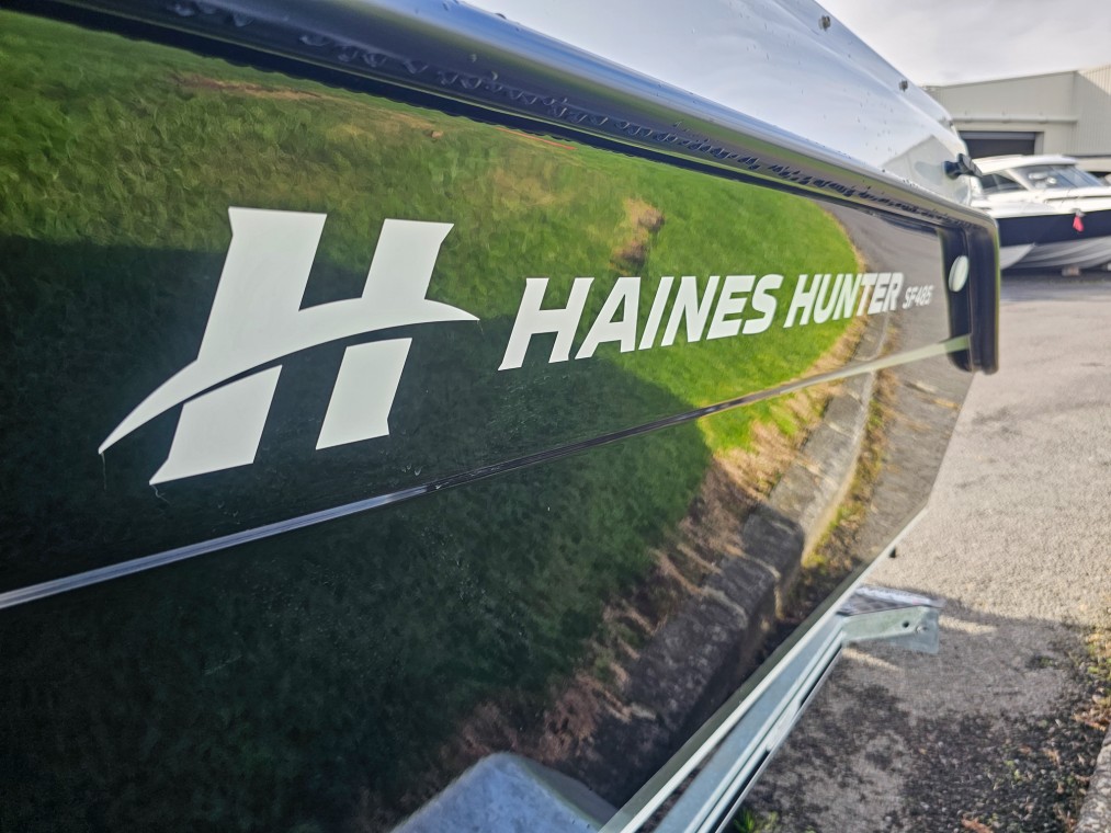  | Haines Hunter HQ