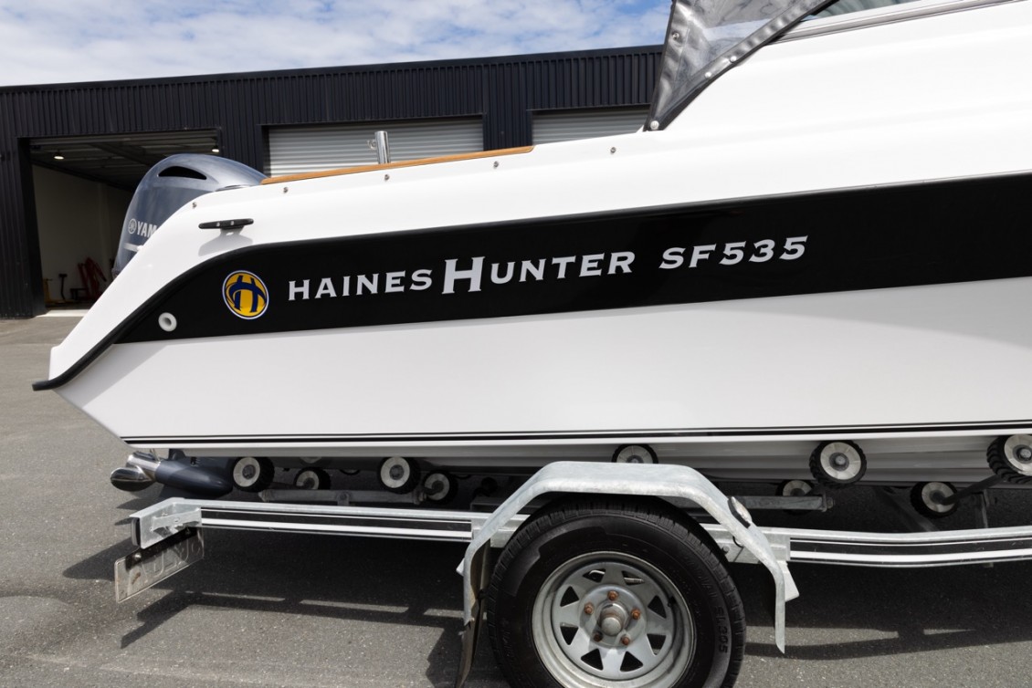  | Haines Hunter HQ